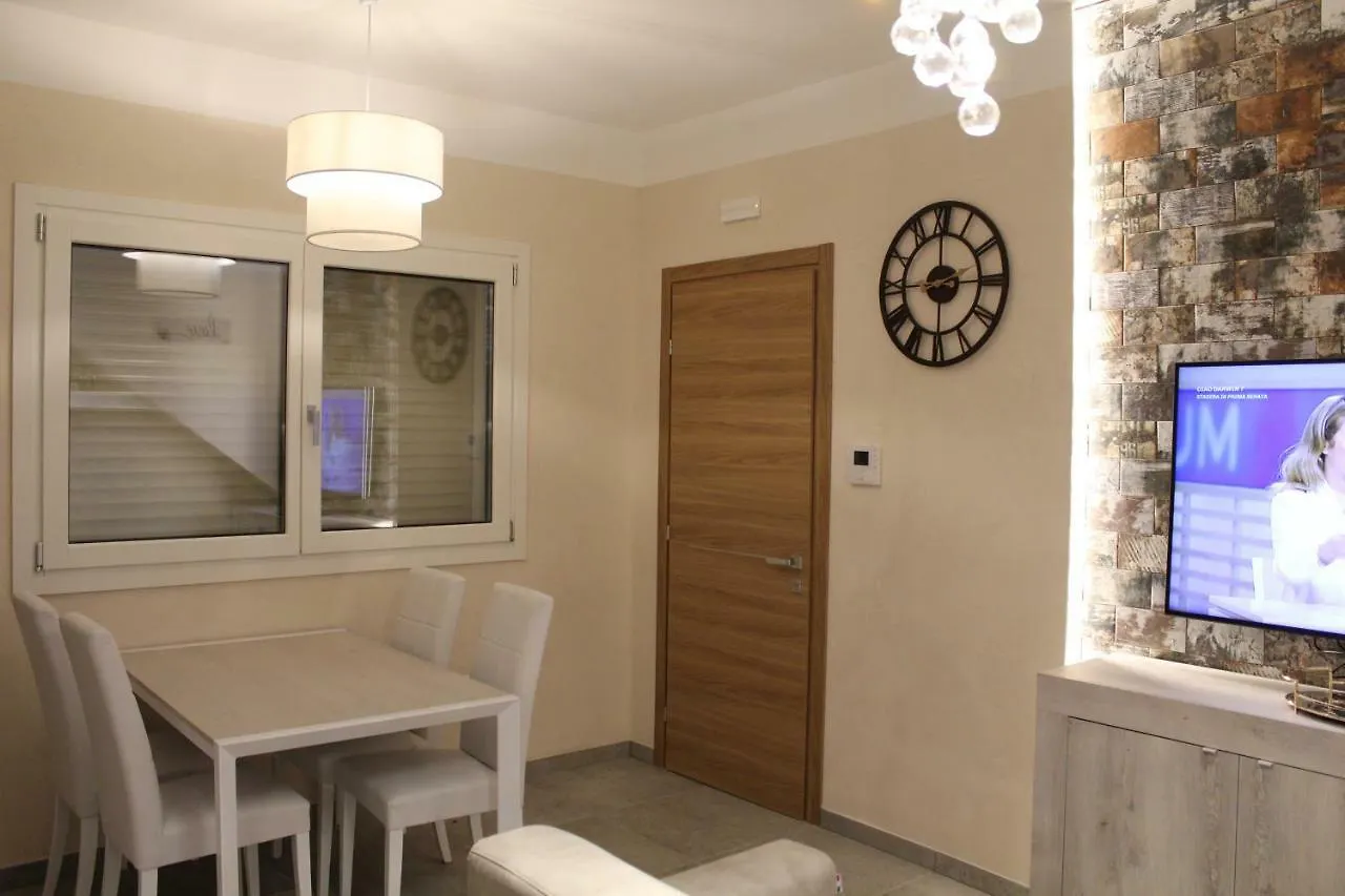 Villa Martina Desenzano del Garda 2*,