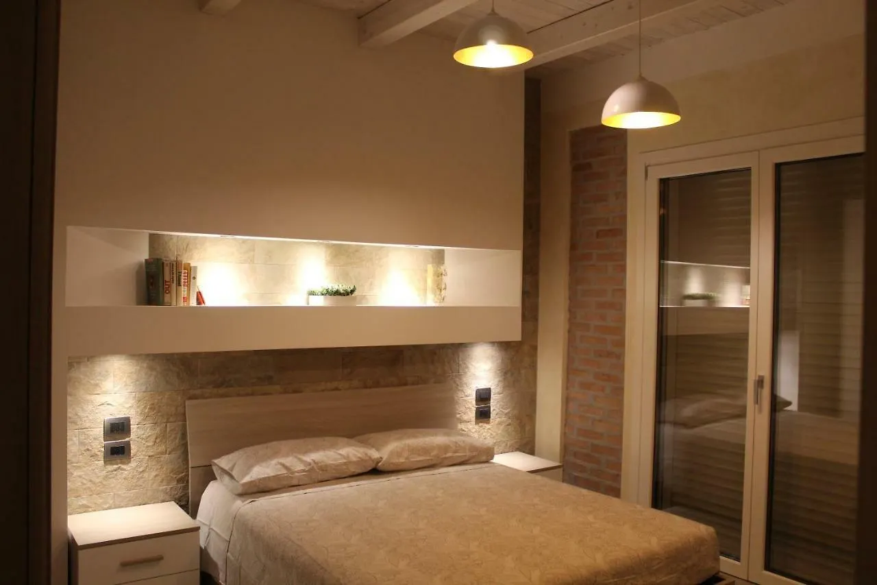 Villa Martina Desenzano del Garda 2*,  Italy