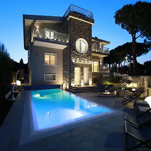 Bellavista Exclusive Desenzano Jacuzzi Piscina Vista *** Desenzano del Garda
